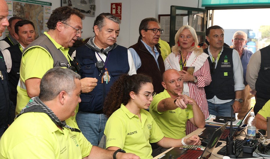 Más de 10.000 personas cruzan Bajo de Guía en Sanlúcar en dos días