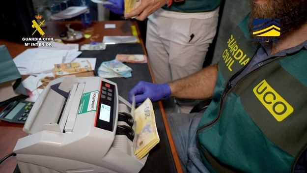 Desmanteladas dos redes criminales que blanqueaban 400.000 euros diarios en metales preciosos