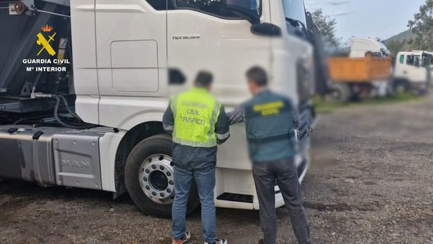 Desmantelan red de estafa millonaria con vehículos industriales en Pontevedra