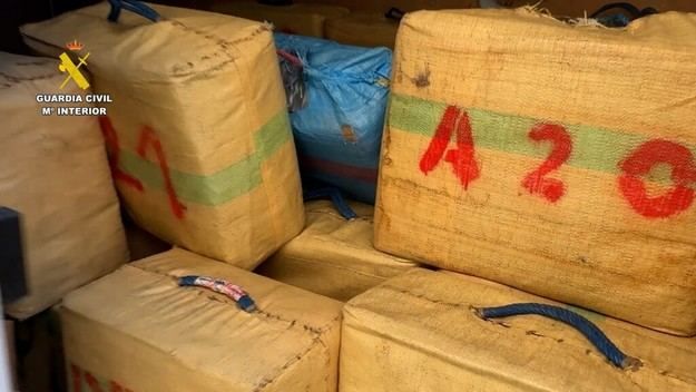 Tres detenidos y 4.200 kg de hachís incautados en Alicante