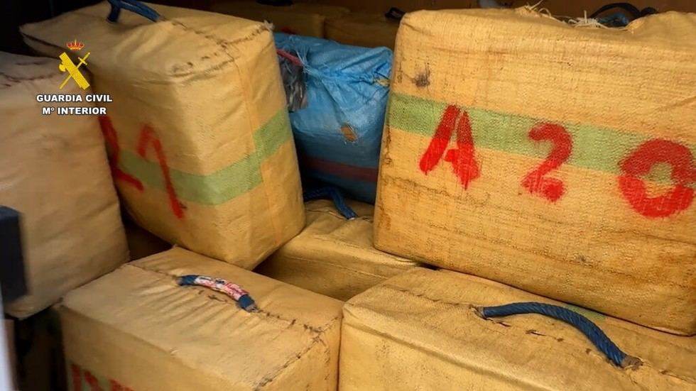 Tres detenidos y 4.200 kg de hachís incautados en Alicante