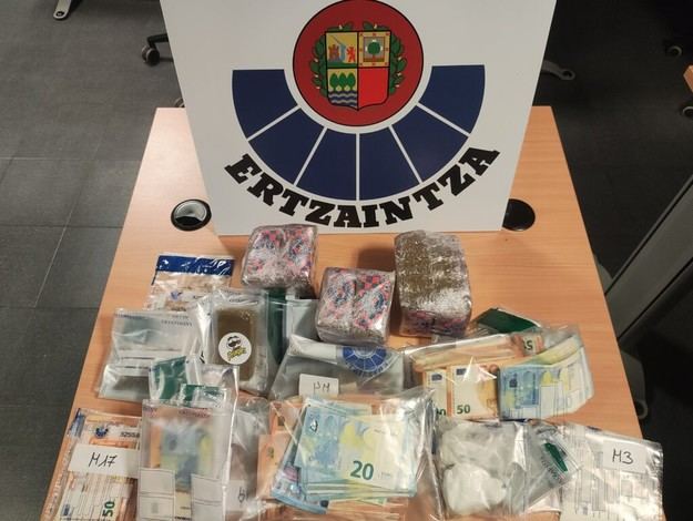 Detenidos dos hombres en Gernika-Lumo por tráfico de drogas