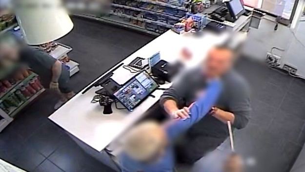 Detenidos dos hombres por violentos robos en gasolineras de Almería