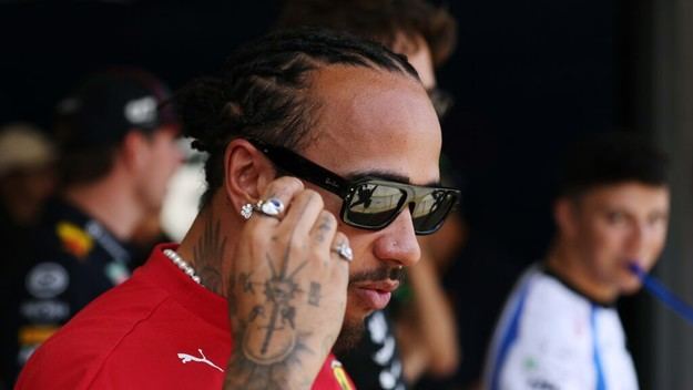 Hamilton decepcionado tras finalizar sexto en Barcelona sin aprender nada del triple header