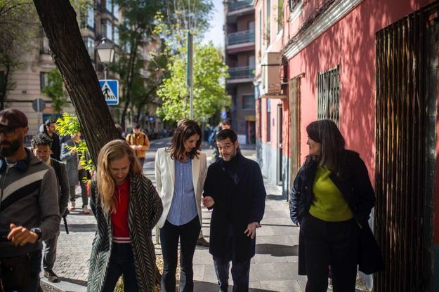 El Ministerio de Consumo entrega datos sobre 3.500 pisos turísticos ilegales en Madrid