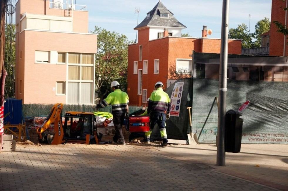 El desempleo disminuye en 4.846 personas en septiembre, marcando un hito histórico