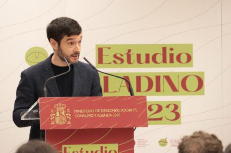 Nuevo decreto escolar promoverá frutas y verduras y prohibirá bebidas azucaradas