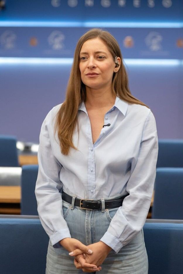 Ester Muñoz critica al Gobierno por su gestión caótica de la crisis del hantavirus