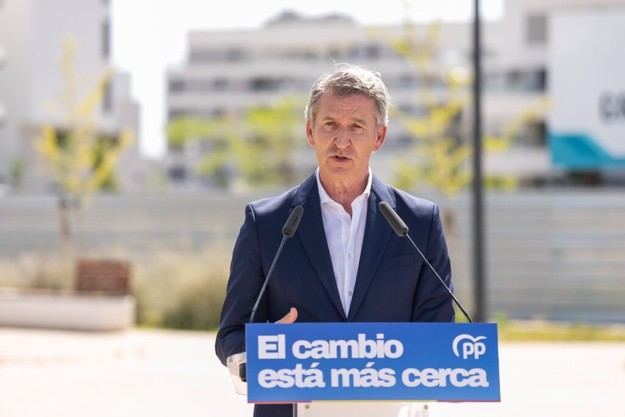 Feijóo advierte a empresarios vascos sobre la corrupción en España y propone un cambio político