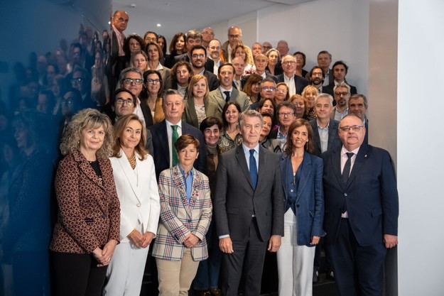 Feijóo lanza un ambicioso plan de salud mental con 700 millones para sumar 10.000 profesionales