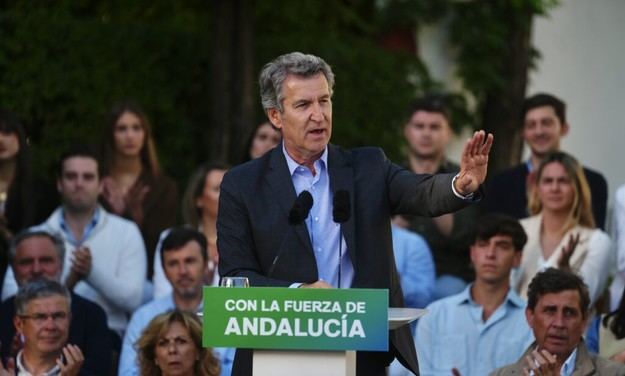 Feijóo defiende la estabilidad de Moreno ante la corrupción de Sánchez y Zapatero