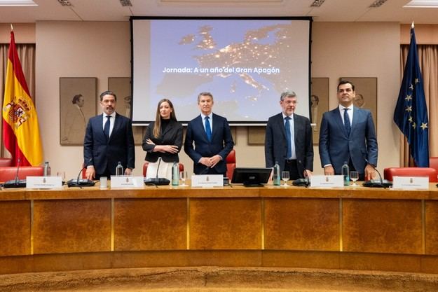 Feijóo exige dimisiones tras el gran apagón y señala a responsables del Gobierno