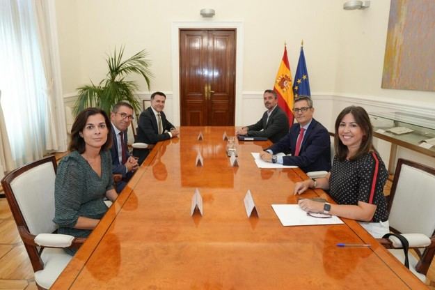 Bolaños se encuentra con nuevos magistrados de enlace en el extranjero