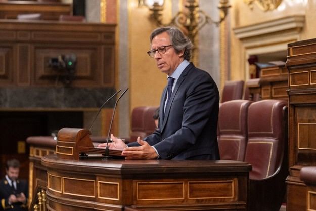 Floriano critica al Gobierno por depender de Marruecos en la gestión de Ceuta