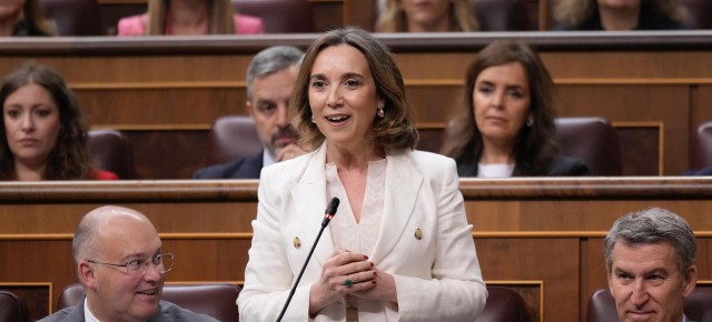 Gamarra denuncia intervención de Sánchez en rescate de Air Europa tras promesas incumplidas