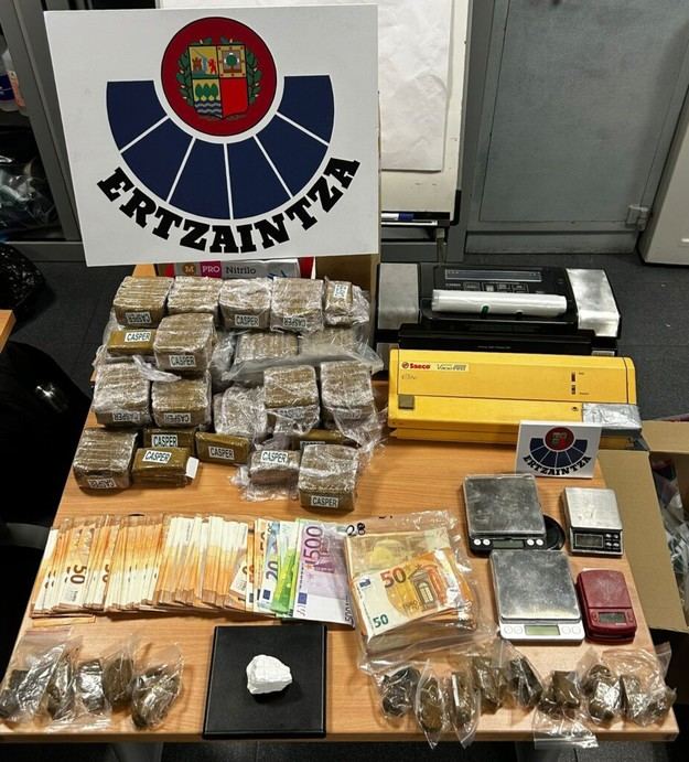 Detenido en Gernika-Lumo por tráfico de drogas y posesión de hachís y cocaína