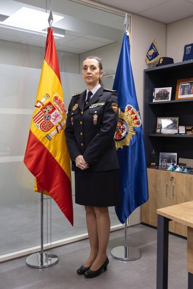 María Cristina Marí asume como nueva jefa de la División de Documentación de la Policía Nacional