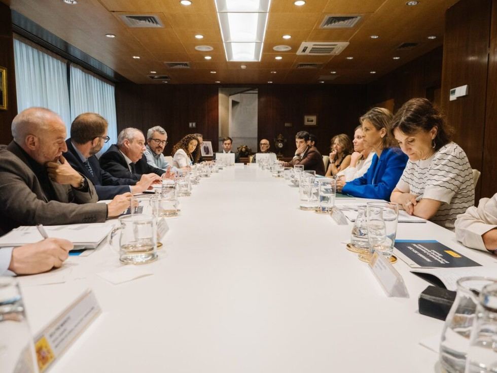 España impulsa el Plan Profarma 2025-2026 para liderar en producción farmacéutica en Europa