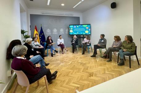 El Ministerio de Juventud e Infancia forma un grupo de expertas para reforzar la ley contra la violencia infantil