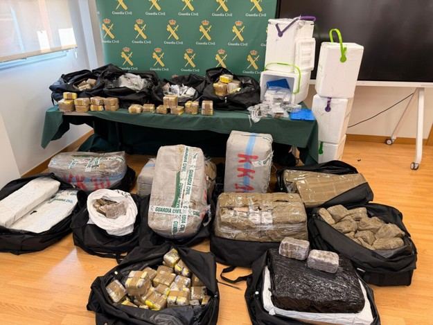 Detenida una persona con 478 kilos de hachís en un camión en Navarra