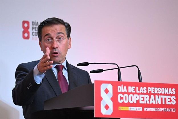 Albares destaca el compromiso del Gobierno con la cooperación en el Día del Cooperante