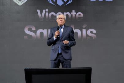 Fallece el histórico árbitro Vicente Sanchís, la FEB lamenta su pérdida