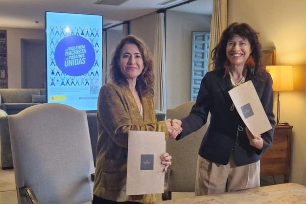 Paradores de España implementará Puntos Violeta tras acuerdo con Igualdad