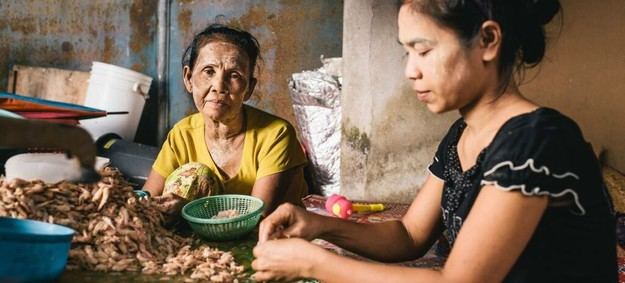 Tailandia otorga derechos laborales a refugiados de Myanmar, celebra la ONU