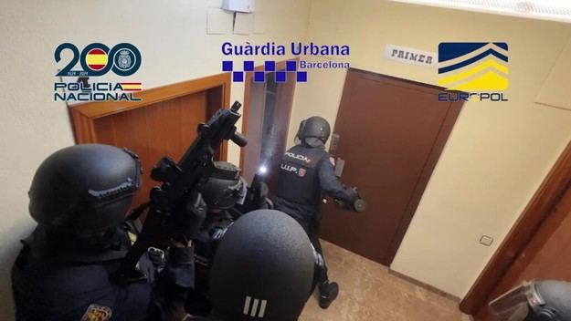 Desmantelan red criminal que explotaba sexualmente a mujeres en Barcelona y Valencia