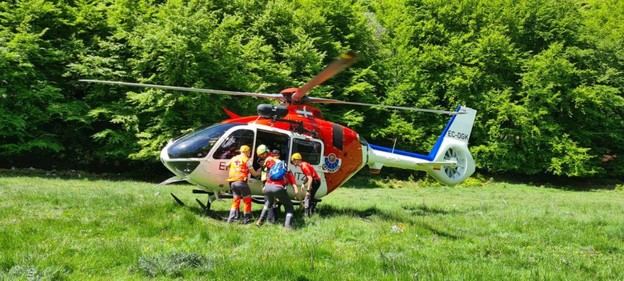 Atleta evacuado tras accidente en la carrera Zegama-Aizkorri