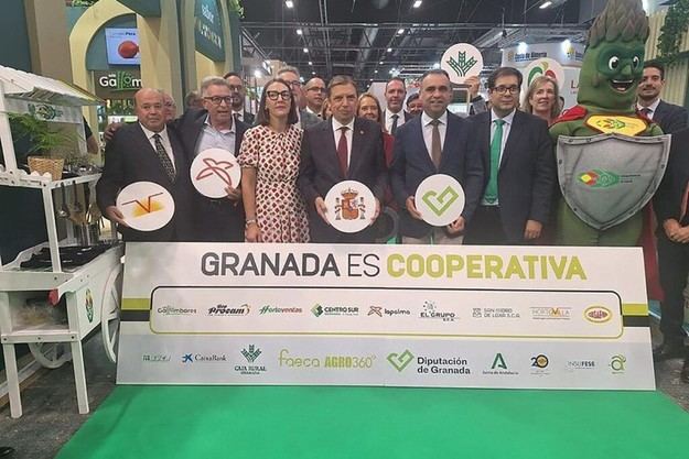 Planas resalta el liderazgo de España en el sector hortofrutícola por su sostenibilidad e innovación