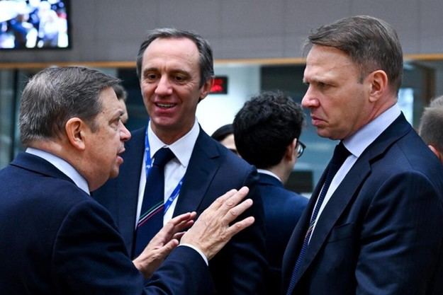 España respalda la nueva 'Visión' agrícola de la UE, según Luis Planas