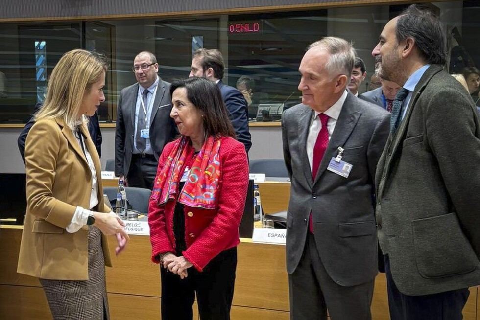 Robles destaca la unidad de la UE en apoyo a Ucrania durante reunión en Bruselas