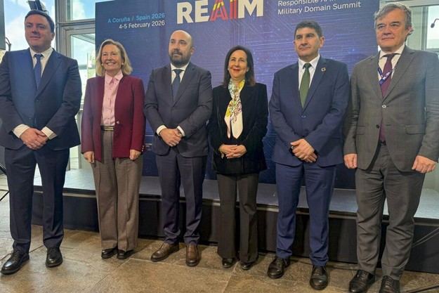 Robles destaca la necesidad de ética en la inteligencia artificial militar