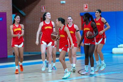 Más de 600 jugadores se unen al verano de selecciones de baloncesto 2025