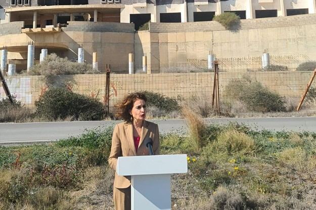 Gobierno inicia proceso para demoler hotel ilegal en El Algarrobico