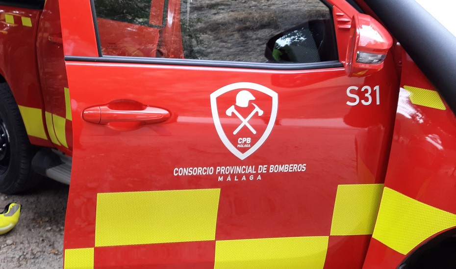 Hombre de 60 años fallece tras caer con su coche en Sayalonga