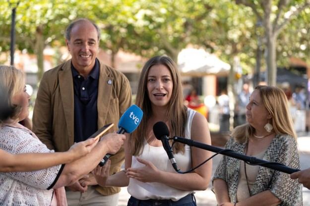 Muñoz exige elecciones a Sánchez para que los españoles elijan su futuro