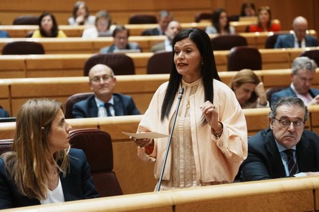 Nidia Arévalo pide la dimisión de la ministra Redondo por fallos en protección a mujeres