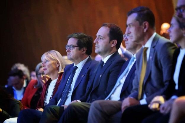 Óscar López aboga por inversión europea para fortalecer la soberanía digital