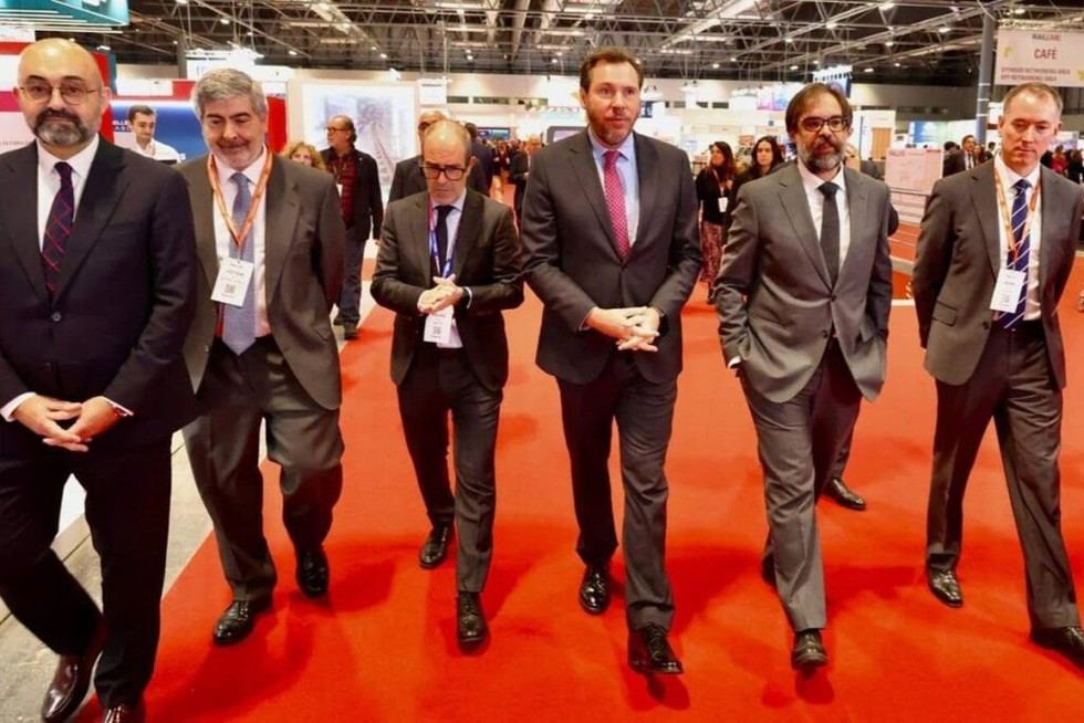 Óscar Puente presenta plan para nuevos trenes y alta velocidad de 350 km/h