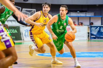 Primera jornada decisiva para las eliminatorias de baloncesto