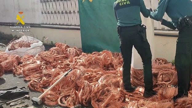 Desarticulan banda que robaba cobre y cable solar en Sevilla