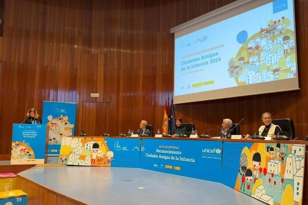 Rego destaca el papel clave de la infancia en la construcción de una sociedad más justa