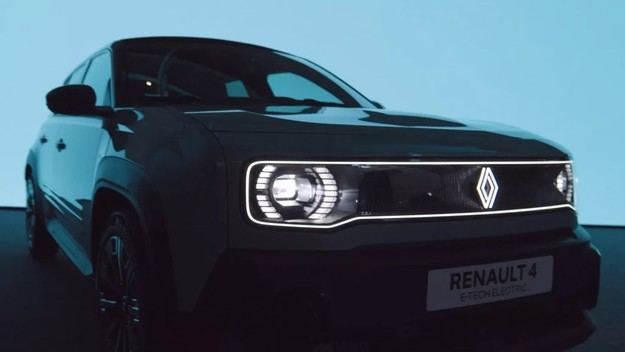 Renault 4 E-Tech eléctrico presenta su innovadora calandra iluminada