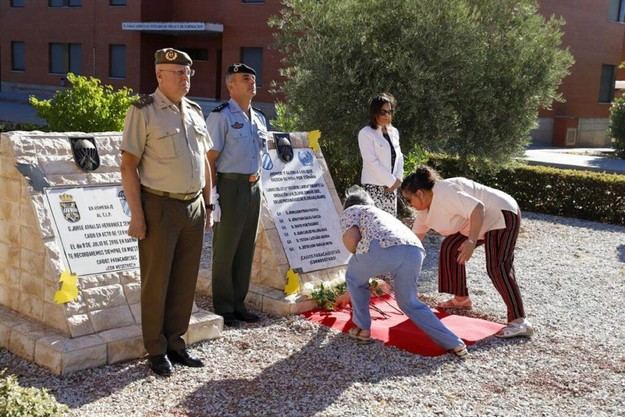 Margarita Robles homenajea a paracaidistas caídos en Líbano