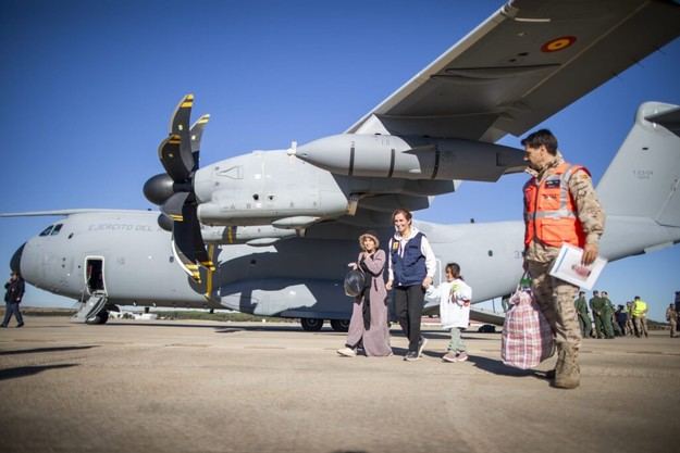 España evacuará a 20 niños palestinos heridos desde Gaza para recibir atención médica