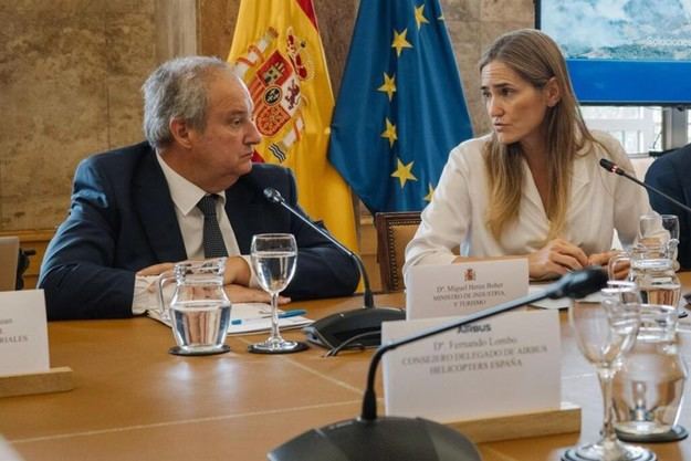 Aagesen y Hereu discuten avances contra incendios con Airbus