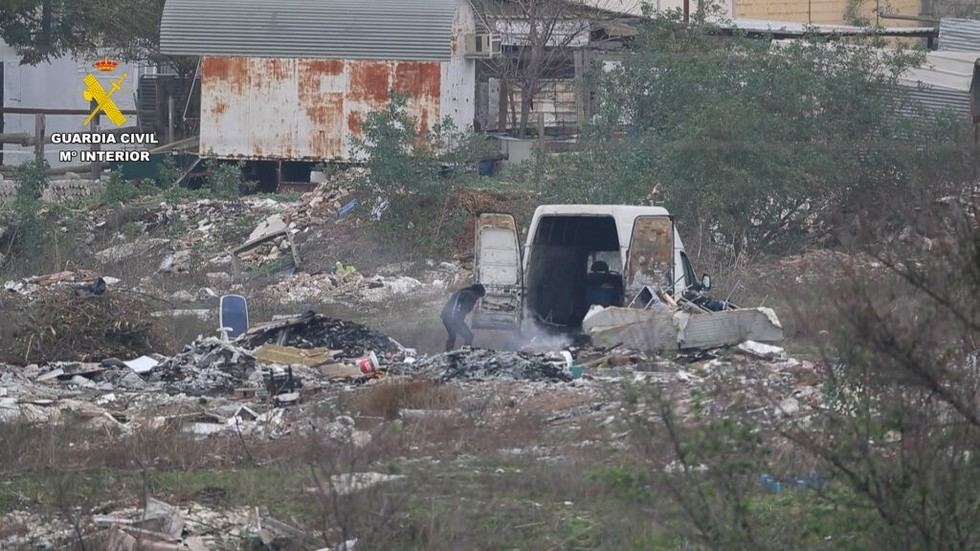 Siete investigados por vertidos ilegales en Sevilla y Alcalá de Guadaíra