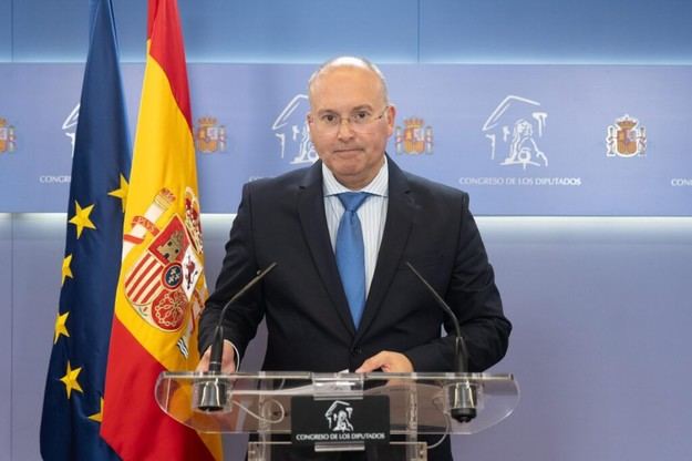 Tellado exige a Sánchez explicaciones en el Pleno del 9 de julio